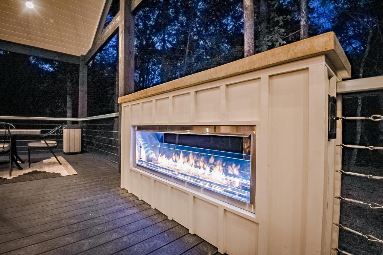 "The Barndo" 4Br Luxury Cabin, Hot Tub, Fire Pit, Bunks, Arcades, Playhouse! Broken Bow Luaran gambar