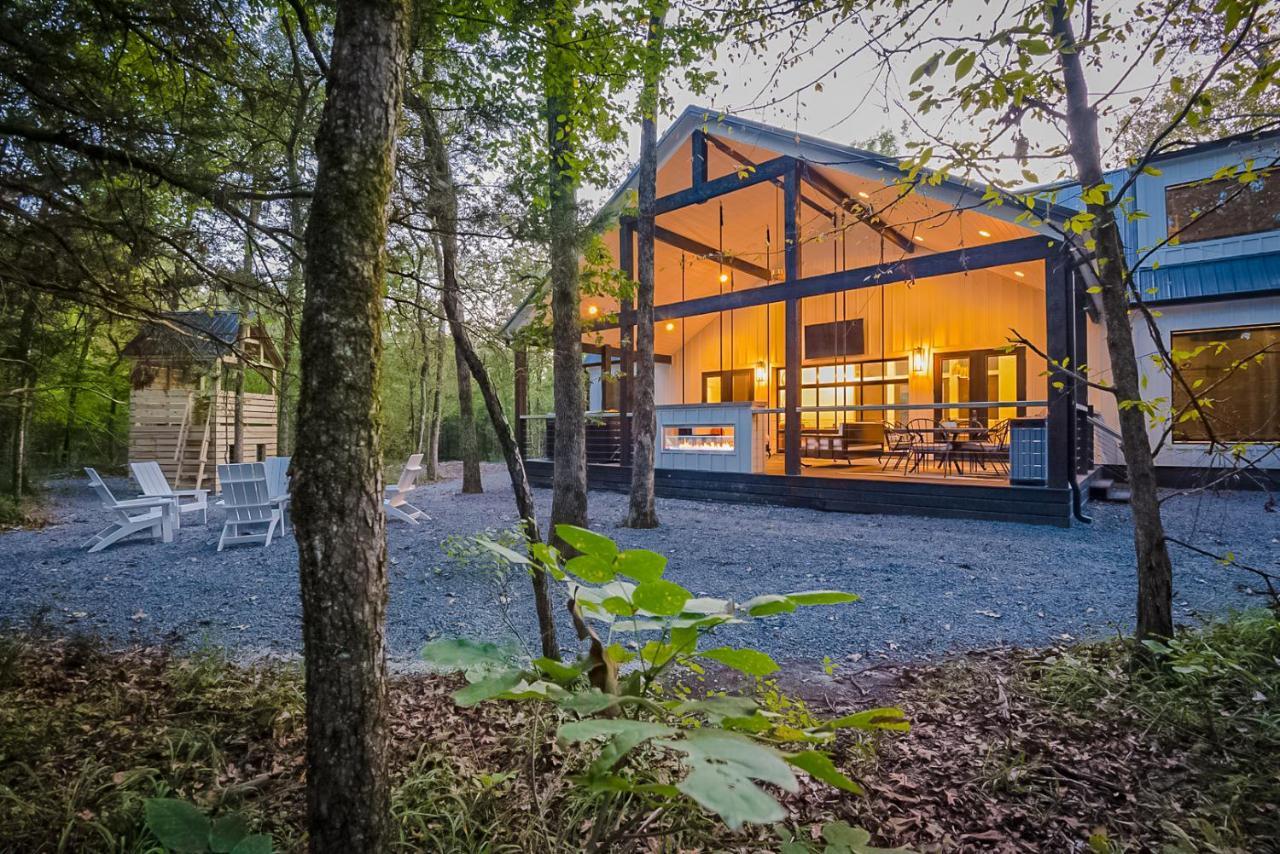 "The Barndo" 4Br Luxury Cabin, Hot Tub, Fire Pit, Bunks, Arcades, Playhouse! Broken Bow Luaran gambar