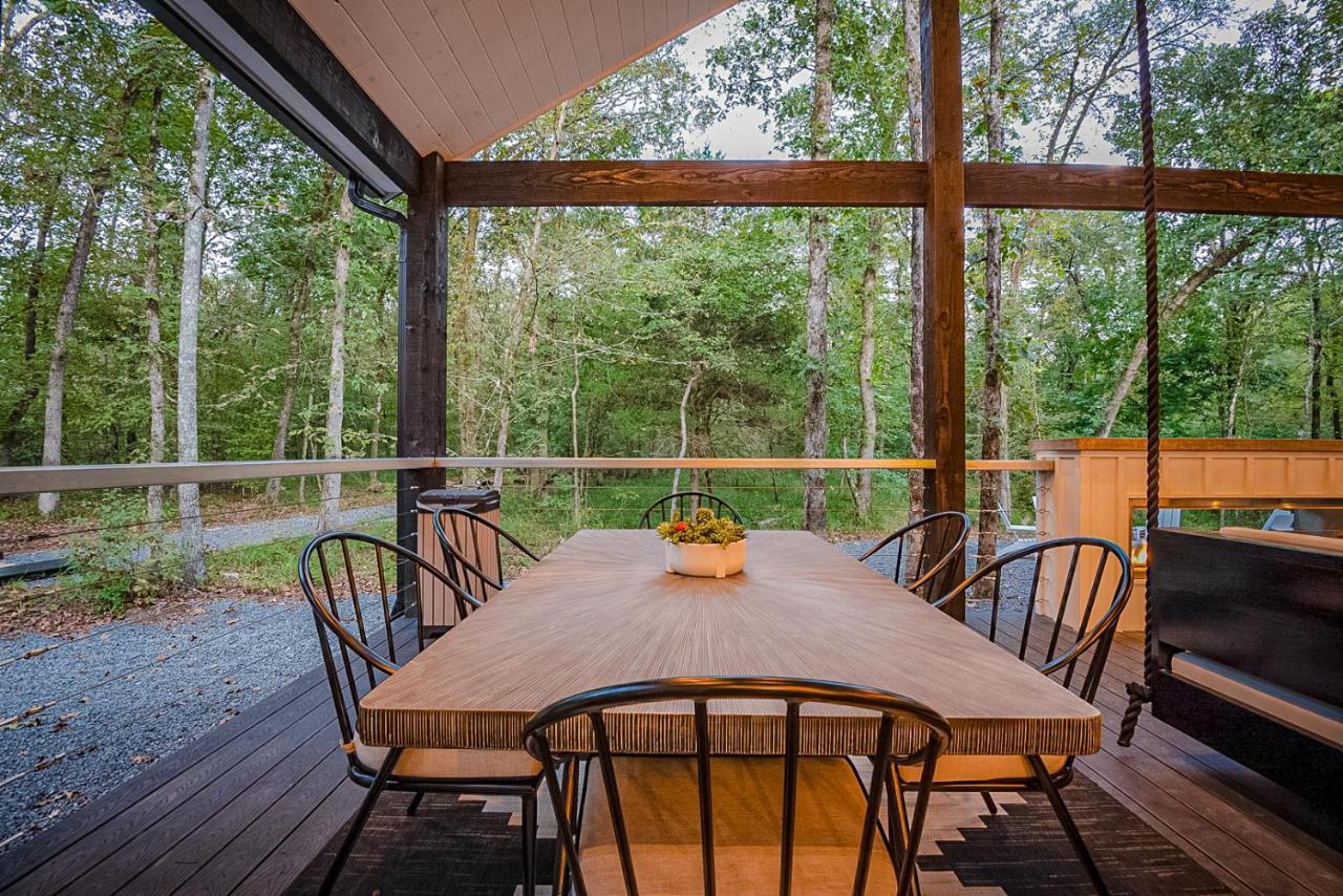 "The Barndo" 4Br Luxury Cabin, Hot Tub, Fire Pit, Bunks, Arcades, Playhouse! Broken Bow Luaran gambar